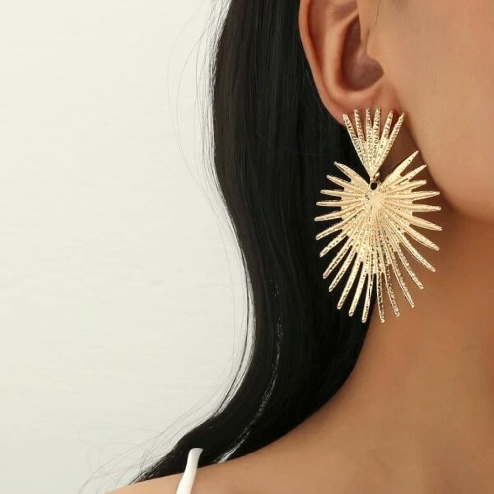 NEW Gold Textured Drop Earrings Boho‎ Statement